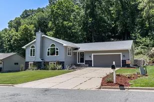 395 Pleasant Hill Dr, Winona, MN 55987 - Photo 2