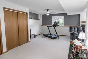 395 Pleasant Hill Dr, Winona, MN 55987 - Photo 24