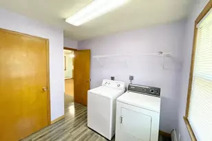 402 N Van Buren Ave, Springfield, MN 56087 - Photo 34