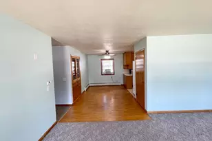 402 N Van Buren Ave, Springfield, MN 56087 - Photo 12