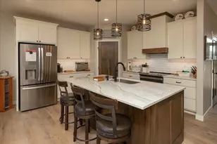162 Sandstone Dr NW, Eyota, MN 55934 - Photo 10