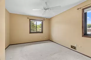 903 Shirlee Ln, Shoreview, MN 55126 - Photo 22