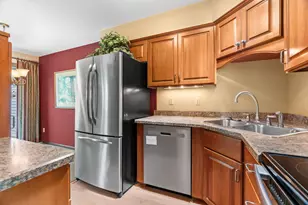 903 Shirlee Ln, Shoreview, MN 55126 - Photo 18