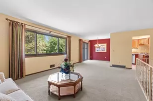 903 Shirlee Ln, Shoreview, MN 55126 - Photo 12