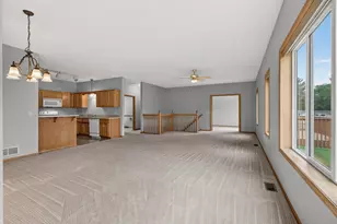 1608 15th Ave N, Princeton, MN 55371 - Photo 4