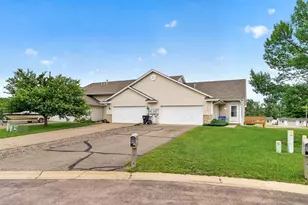 1608 15th Ave N, Princeton, MN 55371 - Photo 1
