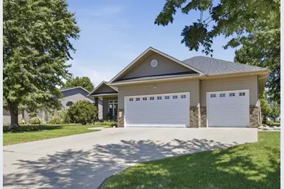 868 32nd Street S, Moorhead, MN 56560 - Photo 14