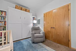 301 Oak Grove St, Minneapolis, MN 55403 - Photo 32