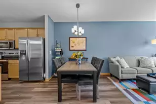 301 Oak Grove St, Minneapolis, MN 55403 - Photo 14