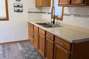 1714 SE Marshall St, Albert Lea, MN 56007 - Photo 4