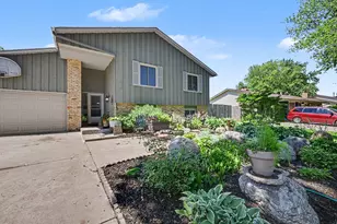 6920 Innsdale Ave S, Cottage Grove, MN 55016 - Photo 2