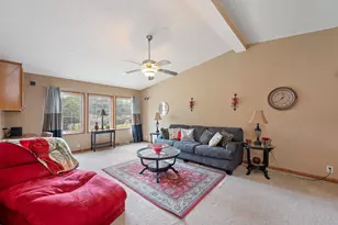 403 W Margaret St, Fairmont, MN 56031 - Photo 24