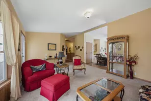 403 W Margaret St, Fairmont, MN 56031 - Photo 6