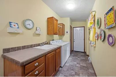 403 W Margaret Street, Fairmont, MN 56031 - Photo 26