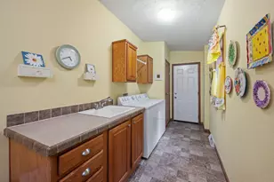 403 W Margaret St, Fairmont, MN 56031 - Photo 26