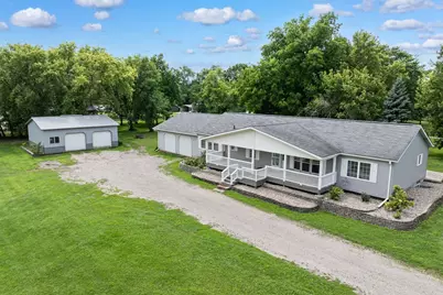 403 W Margaret Street, Fairmont, MN 56031 - Photo 1
