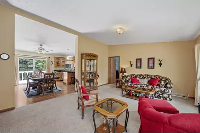 403 W Margaret Street, Fairmont, MN 56031 - Photo 4