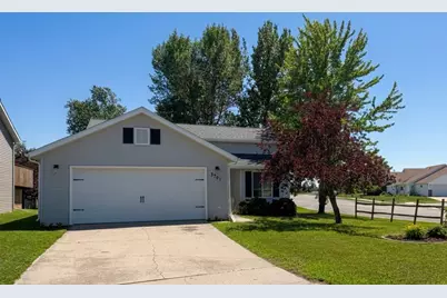 3701 29th Avenue S, Moorhead, MN 56560 - Photo 2