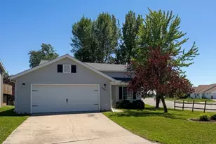 3701 29th Ave S, Moorhead, MN 56560 - Photo 2
