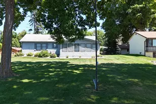 19197 328th Ave, Isle, MN 56342 - Photo 8