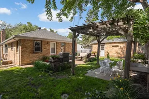 9100 Club Rd, Saint Louis Park, MN 55426 - Photo 30