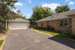 9100 Club Rd, Saint Louis Park, MN 55426 - Photo 28