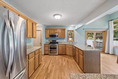 4601 Fairway Hills Drive, Eagan, MN 55123 - Photo 8