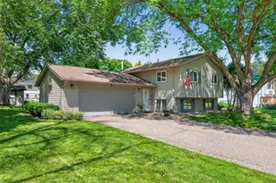 12630 25th Ave N, Plymouth, MN 55441 - Photo 2