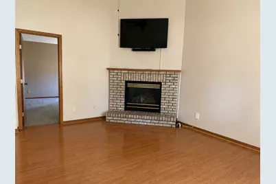 1720 SE Smith Avenue, Owatonna, MN 55060 - Photo 12