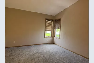 1720 SE Smith Avenue, Owatonna, MN 55060 - Photo 12
