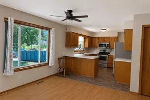 1720 SE Smith Ave, Owatonna, MN 55060 - Photo 8