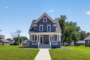 205 1st St SE, Hayfield, MN 55940 - Photo 1