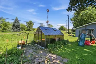 2227 Windsor Rd, Saint Cloud, MN 56301 - Photo 4