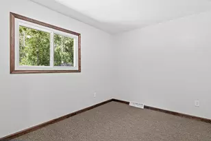 1753 Florence St, White Bear Lake, MN 55110 - Photo 18