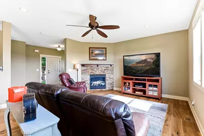 157 Dongola Lane, Shakopee, MN 55379 - Photo 4