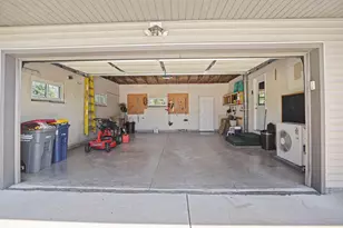 403 Jane Street E, Morristown, MN 55052 - Photo 30