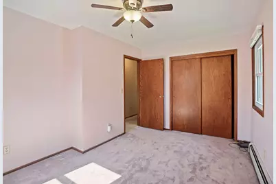 403 Jane Street E, Morristown, MN 55052 - Photo 18