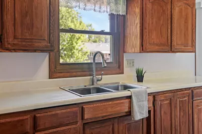 403 Jane Street E, Morristown, MN 55052 - Photo 10