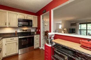 1800 Riverwood Dr, Burnsville, MN 55337 - Photo 12