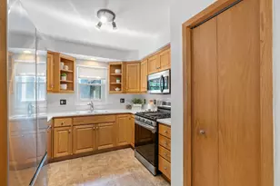 411 Van Buren Ave S, Edina, MN 55343 - Photo 18