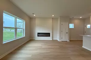 23146 Creekview Ct, Rogers, MN 55374 - Photo 4