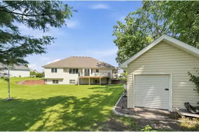 38249 Everton Avenue, North Branch, MN 55056 - Photo 2