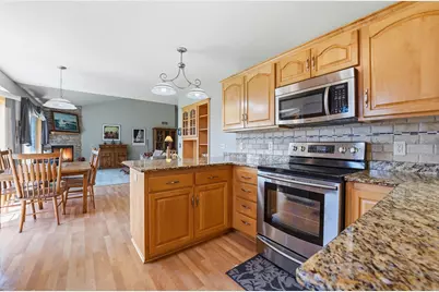 38249 Everton Avenue, North Branch, MN 55056 - Photo 6