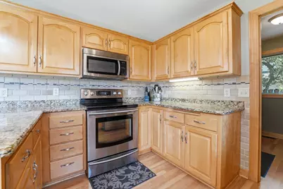 38249 Everton Avenue, North Branch, MN 55056 - Photo 8