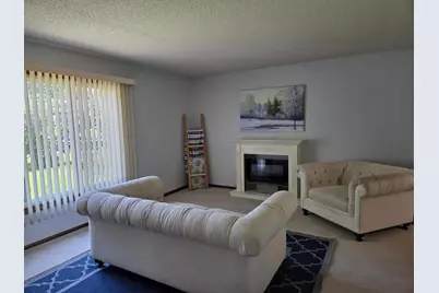 2755 Olive Lane N, Plymouth, MN 55447 - Photo 4