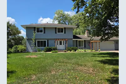2755 Olive Lane N, Plymouth, MN 55447 - Photo 2