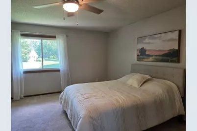 2755 Olive Lane N, Plymouth, MN 55447 - Photo 8