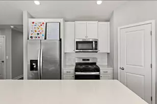 5124 Mustang Cir, Woodbury, MN 55129 - Photo 18