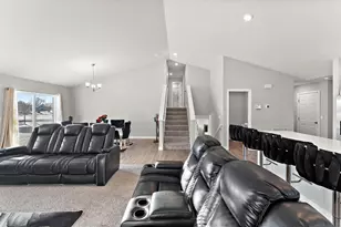 5124 Mustang Cir, Woodbury, MN 55129 - Photo 6
