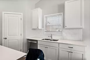 5124 Mustang Cir, Woodbury, MN 55129 - Photo 14